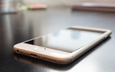女權團體砲轟蘋果 新手機收購 手機估價 iPhone太大女生握不住手機收購 手機估價